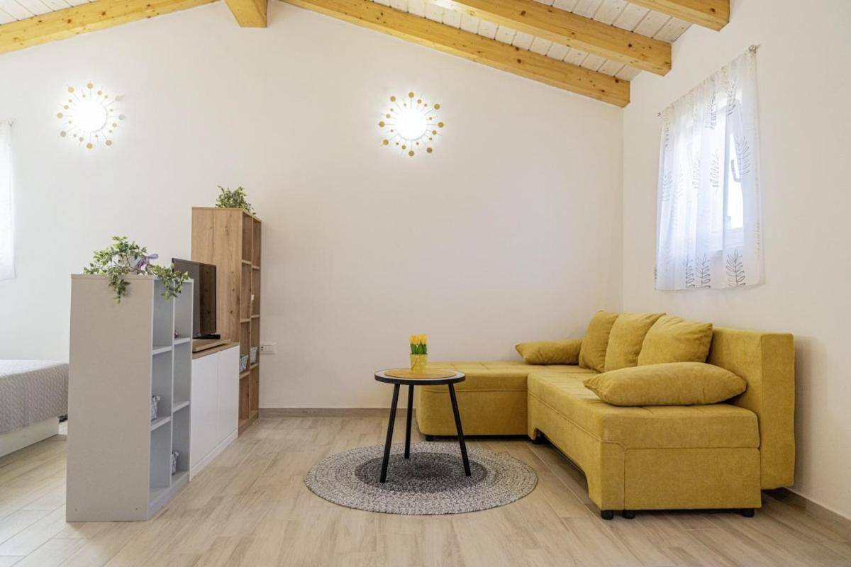 Вілла Modean In Pula - Haus Fuer 2-3 Personen Екстер'єр фото